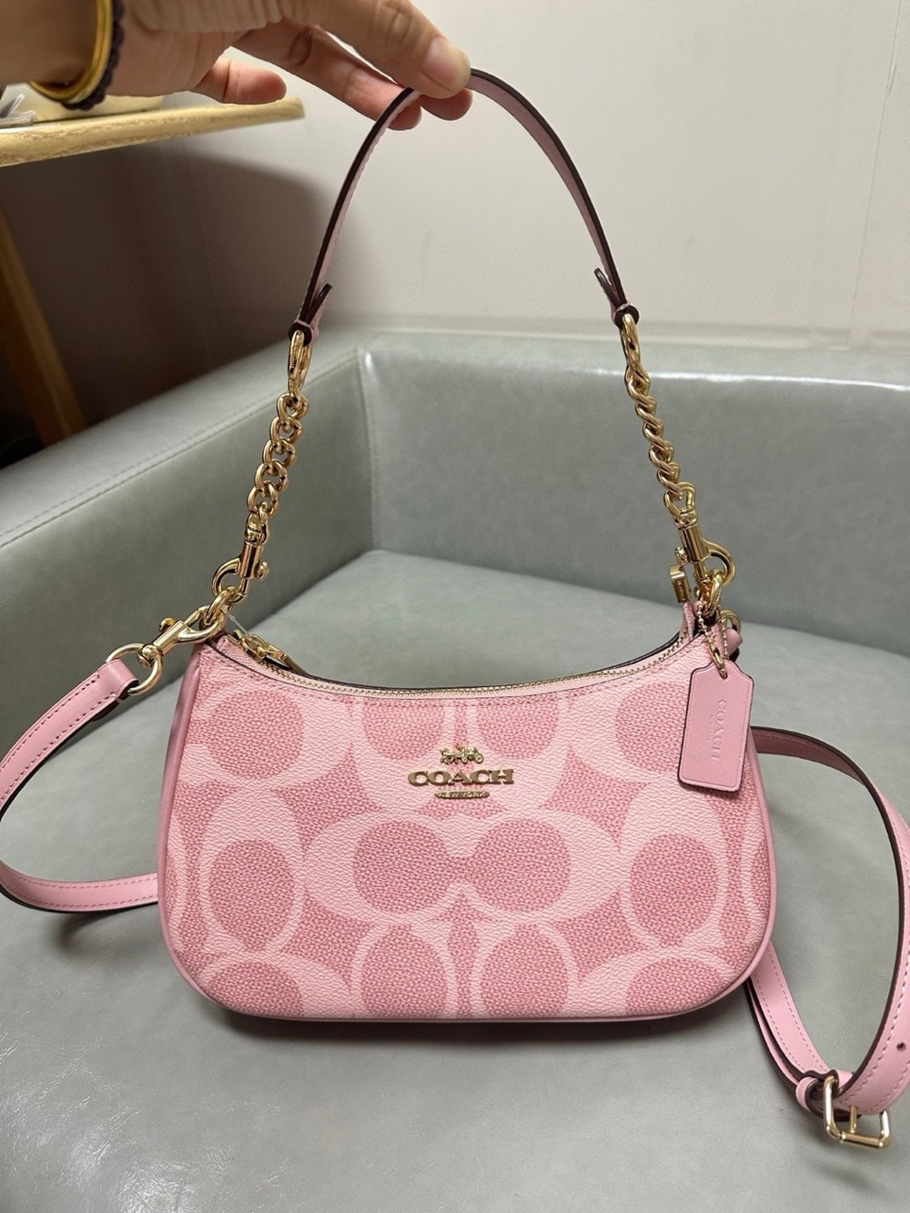 Coach Teri Shoulder Bag Pink Signature Canvas Hobo Crossbody